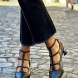 ELEGANTNE DÉCOLLETÉ CIPELE S TRAKAMA