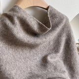 Aurora™ – Mekani i Elegantni Jesenski Cape